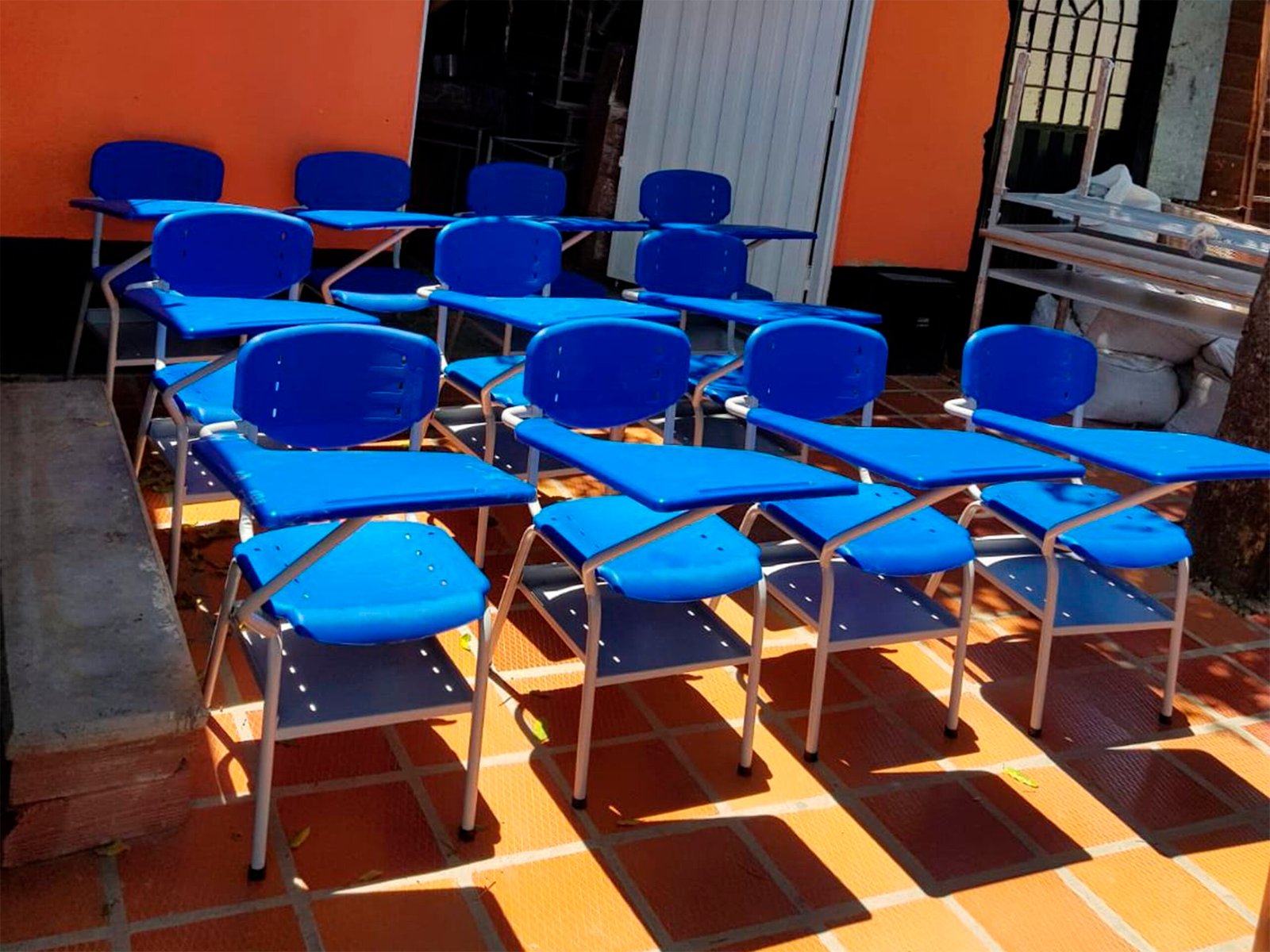 sillas salones 2